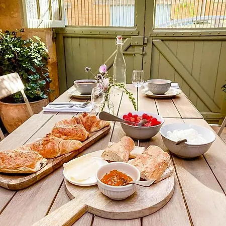 酒店 Dix Restaurant & D'hotes, Sainte-alvere, Dordogne Sainte-Alvere