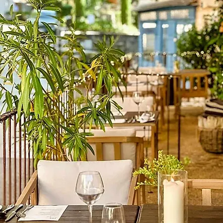 Dix Restaurant & D'hotes, Sainte-alvere, Dordogne 酒店 *